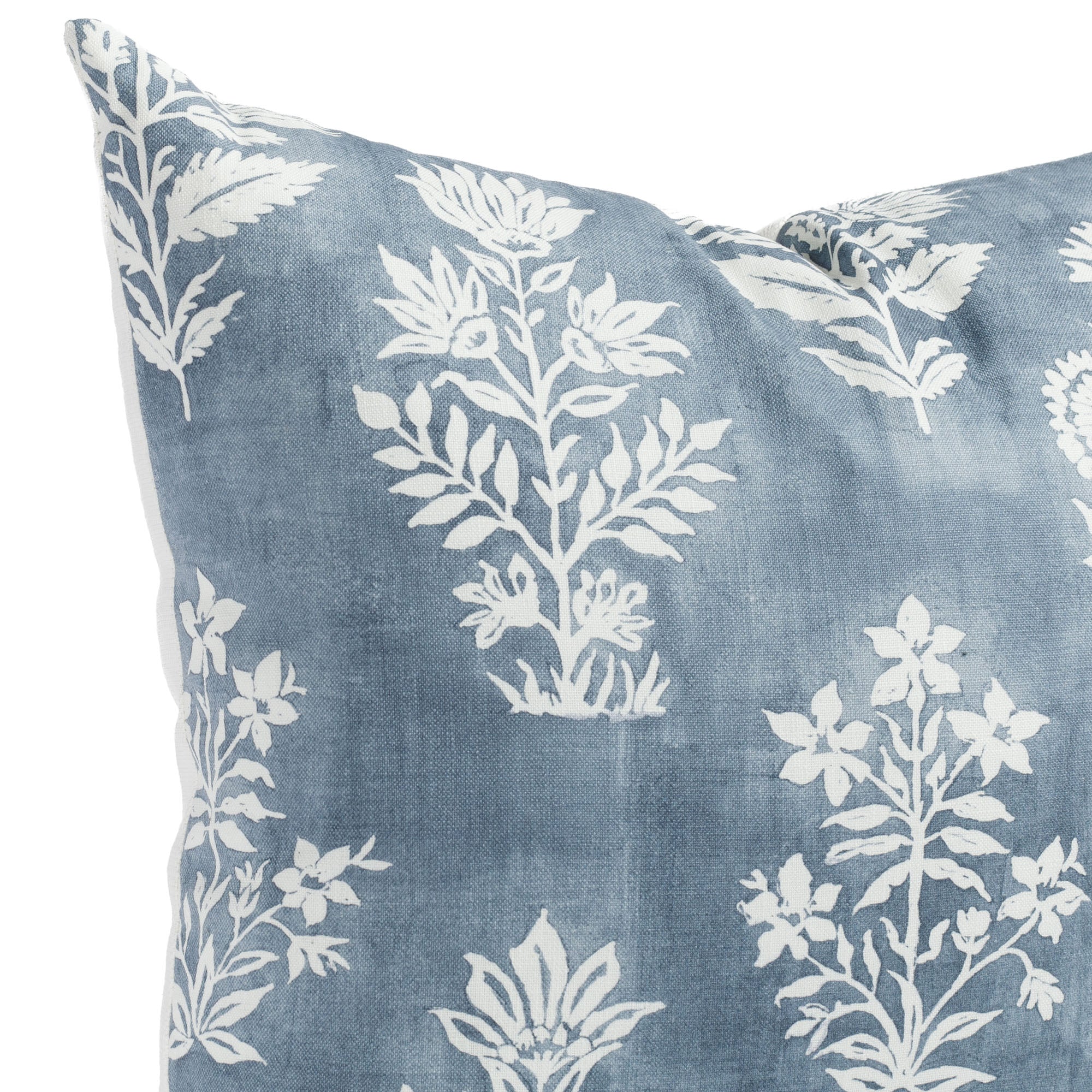  an indigo blue and white batik floral print throw pillow : Corner detail