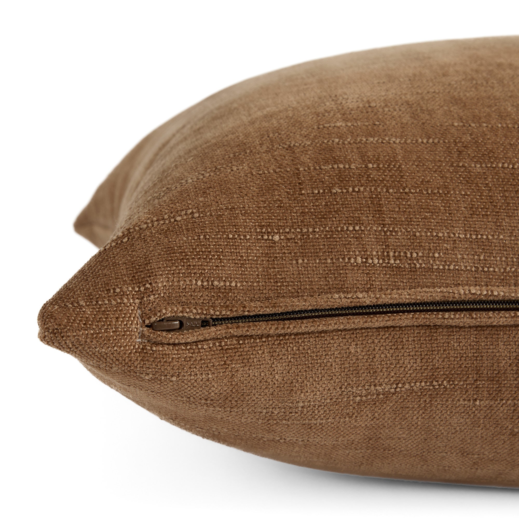 Blaine 22x22 Pillow, Cinnamon – Tonic Living