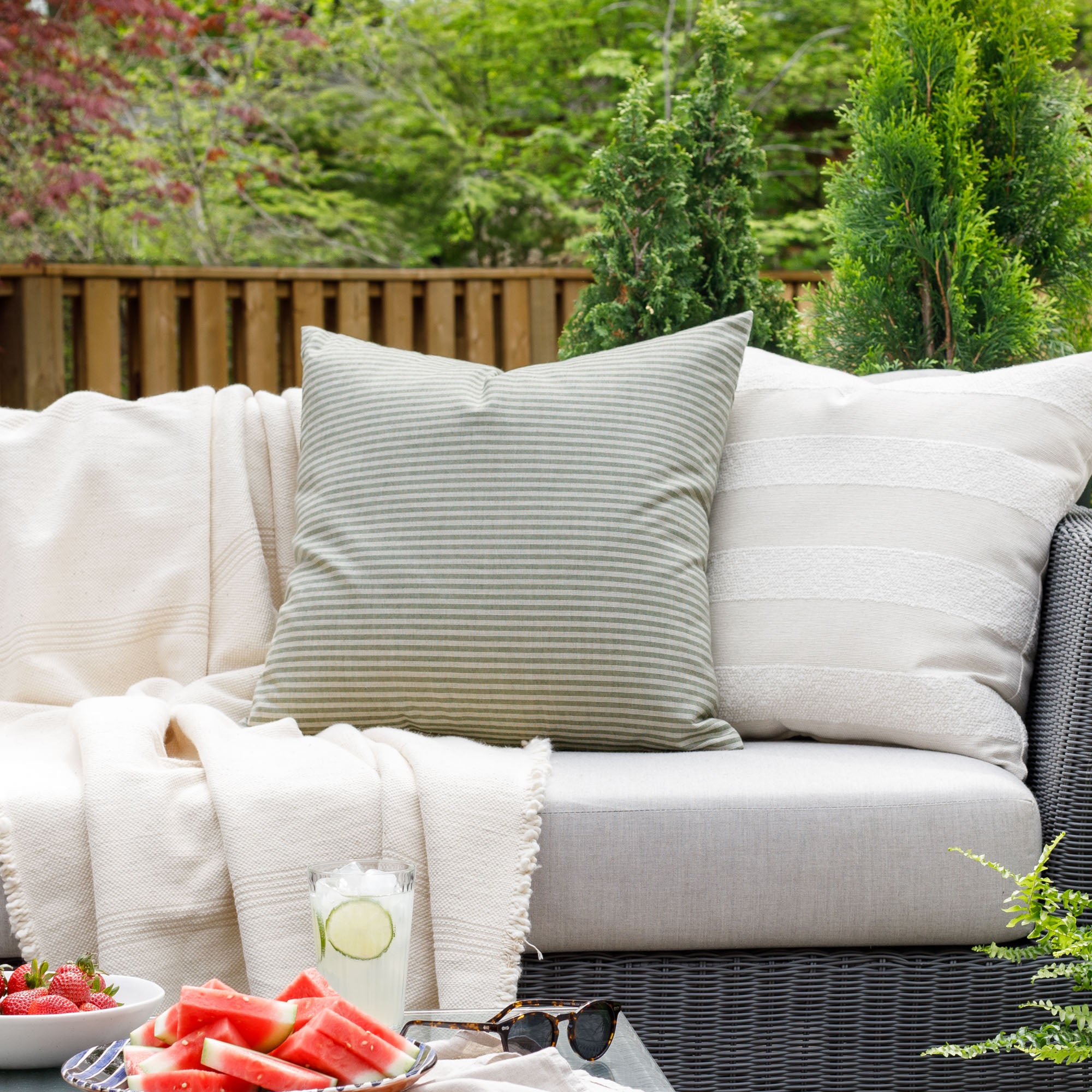 Deep Seating 22 X 25 Outdoor Cushions POCASSY Outdoor Chair